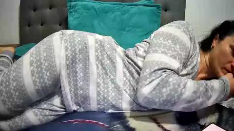 Mikyloveu online show from October 22, 5:14 pm