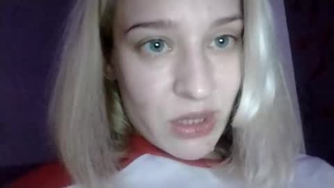 Snapshot of mila_420 chatting on October 11, 6:22 pm Mila 420 online show from October 11, 6:22 pm