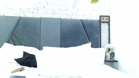 Snapshot of mila_adamss chatting on February 17, 1:36 am mila_adamss online show from February 17, 1:36 am