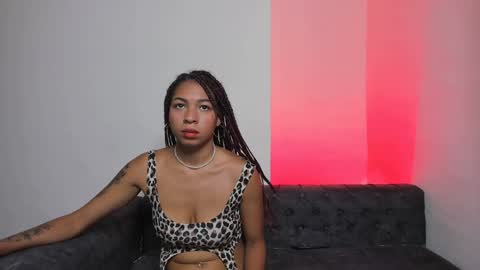 mila and molly online show from January 22, 9:43 pm