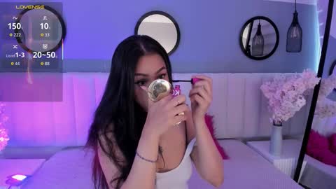 mila_hank online show from November 16, 12:40 pm