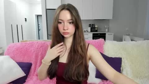 Lilli online show from November 15, 1:07 am