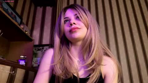 milakittys online show from June 11, 11:41 am