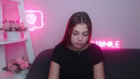 milanaangelas online show from February 11, 10:47 am