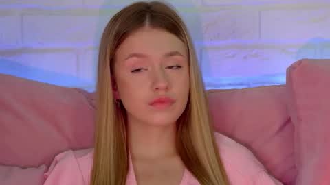 MilanaBalmain online show from September 27, 4:43 am