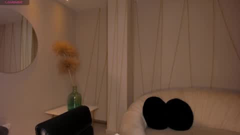 Mila  online show from February 12, 3:51 am