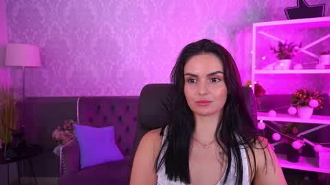 Snapshot of milashalovely chatting on October 16, 2:28 pm Milasha online show from October 16, 2:28 pm