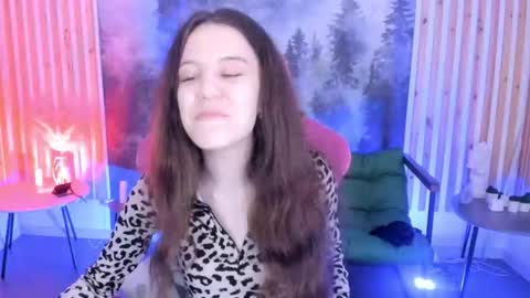 milastoyne online show from December 22, 6:53 am