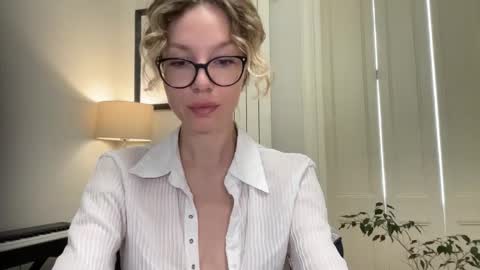 Snapshot of milayah chatting on September 24, 10:44 am Mila online show from September 24, 10:44 am