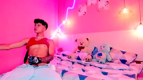 Milcon Thomson online show from January 30, 5:09 am