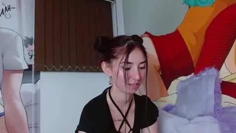 Snapshot of mildrecute chatting on January 25, 3:40 am Ana online show from January 25, 3:40 am