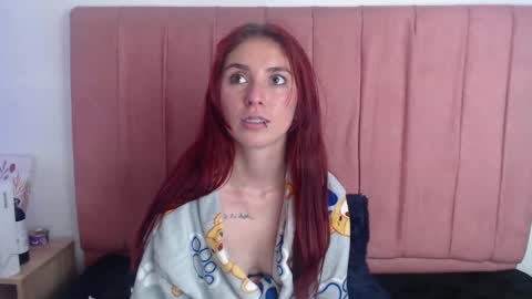 Snapshot of mildrecute chatting on October 12, 12:58 am Ana online show from October 12, 12:58 am