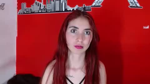 Snapshot of mildrecute chatting on October 13, 1:07 am Ana online show from October 13, 1:07 am