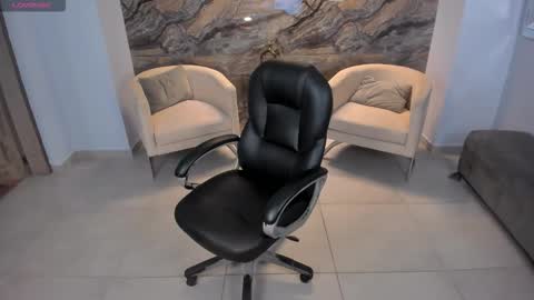 Miley Cruz  IG miley model23 online show from November 23, 5:55 pm