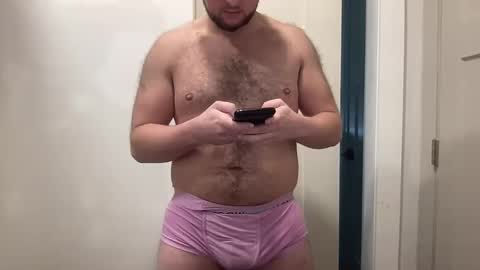 HungCollege online show from November 1, 4:06 pm