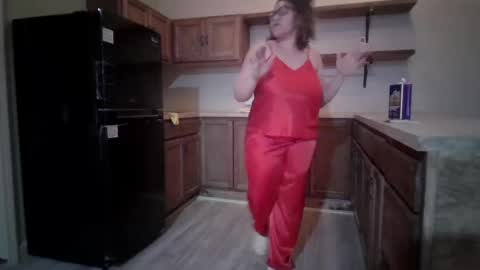 MilfShake Lounge online show from January 4, 3:39 pm