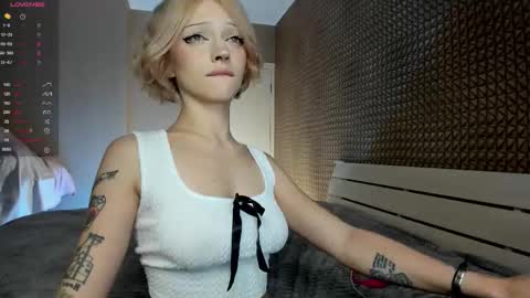 Mila 3 aka Deepthroat World Champion online show from March 1, 5:11 am