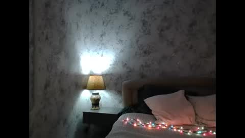 milissasii online show from February 18, 5:09 pm