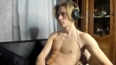 Isaac online show from November 23, 6:55 am