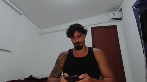 milkoffee online show from February 12, 11:41 pm