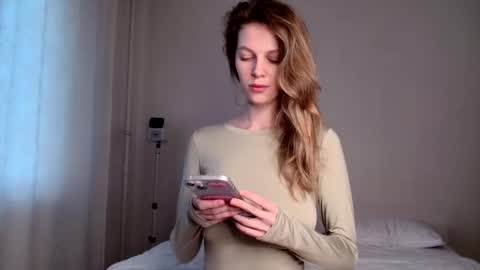 Snapshot of milky__way_ chatting on October 8, 2:23 pm milky__way_ online show from October 8, 2:23 pm