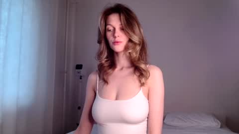 Snapshot of milky__way_ chatting on September 25, 2:13 pm milky__way_ online show from September 25, 2:13 pm