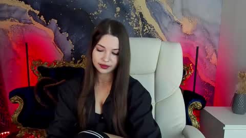 Snapshot of mille_joy chatting on March 10, 7:00 am Mille online show from March 10, 7:00 am