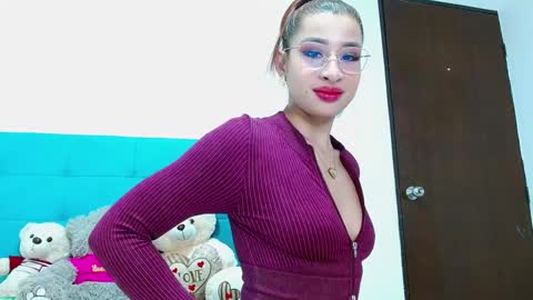 Snapshot of miller_sweet chatting on February 3, 7:31 pm Aleja online show from February 3, 7:31 pm