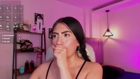 miller_vanessa_ online show from November 4, 11:06 pm