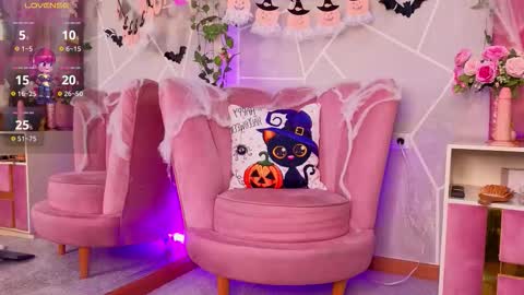 Snapshot of milleyjones_ chatting on October 18, 10:03 pm milleyjones_ online show from October 18, 10:03 pm