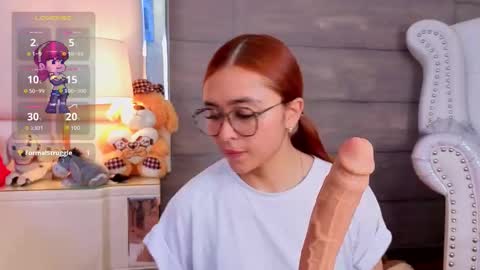 Snapshot of milleyjones_ chatting on September 9, 8:31 pm milleyjones_ online show from September 9, 8:31 pm