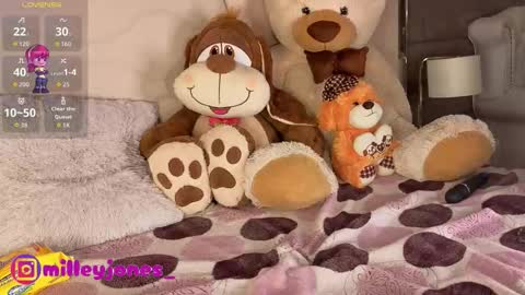 Snapshot of milleyjones_ chatting on September 24, 9:10 pm milleyjones_ online show from September 24, 9:10 pm