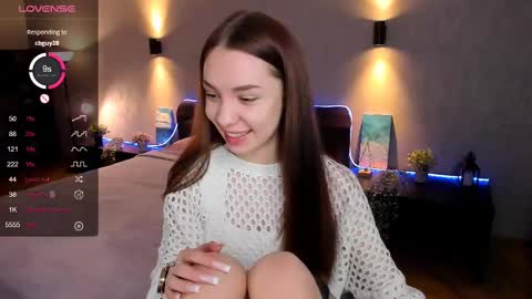 Snapshot of milli_brownn chatting on February 27, 8:46 am Milli online show from February 27, 8:46 am