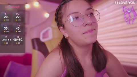 MILLY online show from March 11, 7:39 pm