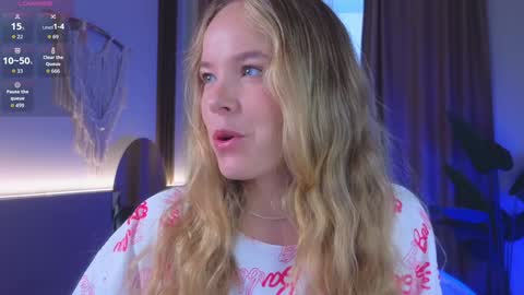 Milly    online show from September 30, 6:57 am