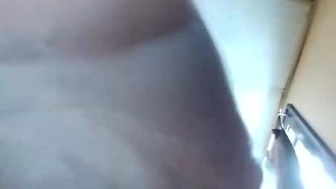 miloanj online show from April 29, 5:51 pm