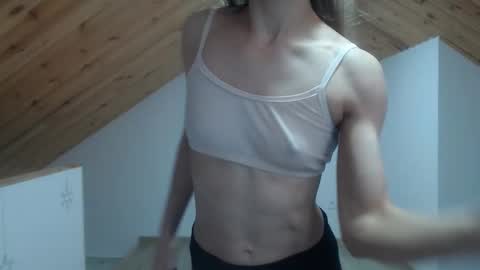 milusea online show from November 20, 5:54 pm