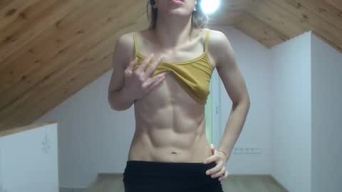 milusea online show from November 22, 12:14 pm