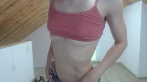 milusea online show from September 17, 12:19 pm