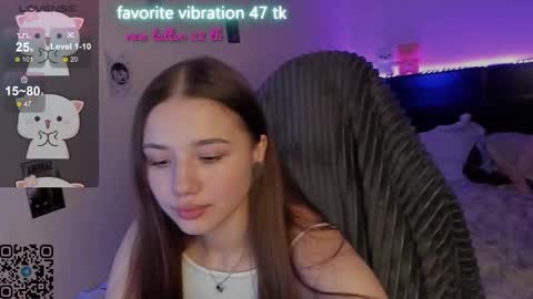 Emily online show from November 25, 5:34 pm