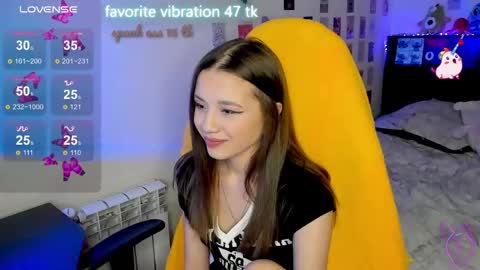 Emily online show from February 26, 7:32 pm