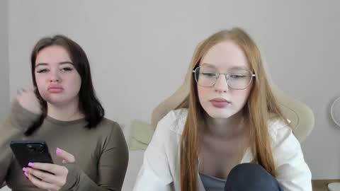 Milena and Jasper online show from February 12, 4:49 am