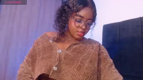 Mimi online show from December 19, 6:42 am