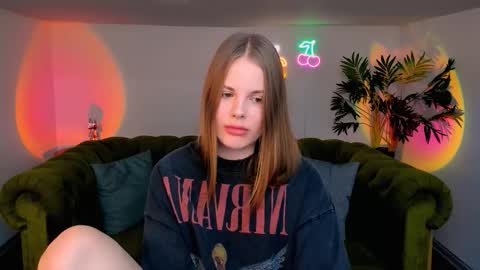 Kelly online show from September 19, 9:24 am