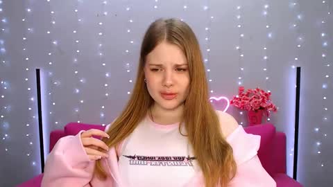 Kelly online show from March 3, 5:09 am