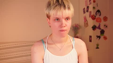 Sonya online show from November 18, 2:42 pm