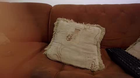 mina smith online show from December 19, 5:30 pm