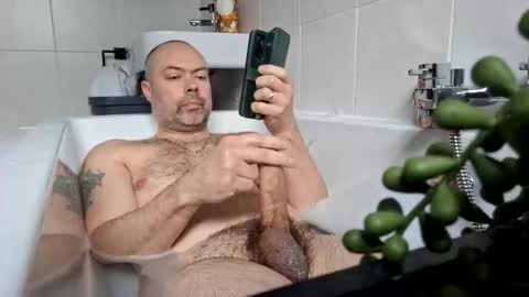 minge68 online show from March 15, 12:30 pm