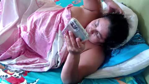 Andrea online show from April 16, 8:09 pm