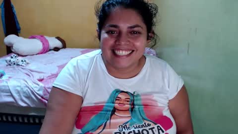 Snapshot of minnie_bbw69 chatting on October 13, 2:24 am Andrea online show from October 13, 2:24 am